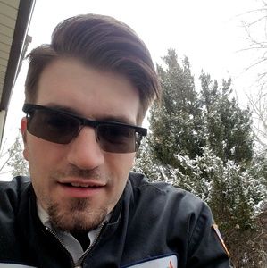 Meet your Posher, Korey